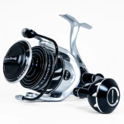 PENN SLAMMER IV DX SPINNING REEL