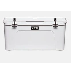 YETI TUNDRA 75 HARD COOLER