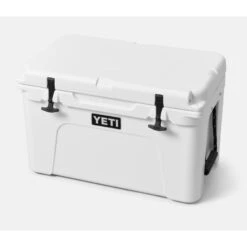 YETI TUNDRA 45 HARD COOLER